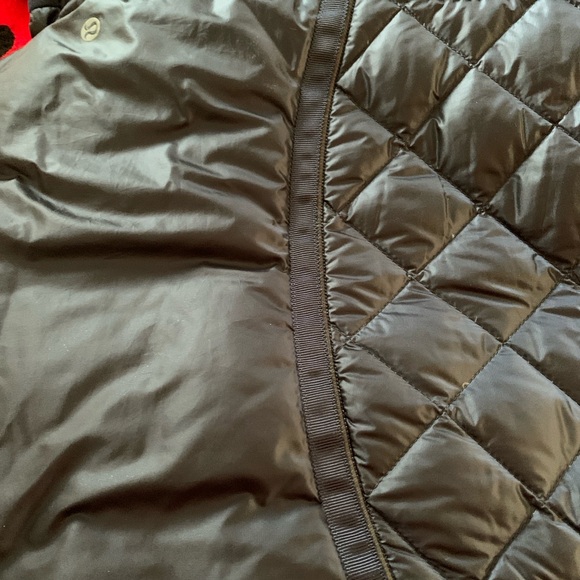 Lululemon Down Running Vest 6 - Picture 2 of 15